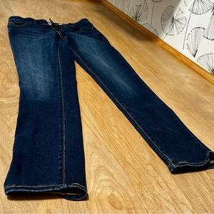 Levi Strauss 711 Skinny Jean